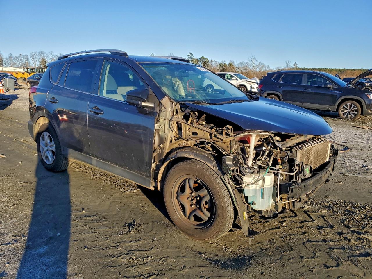 Toyota RAV4 Le Image 2