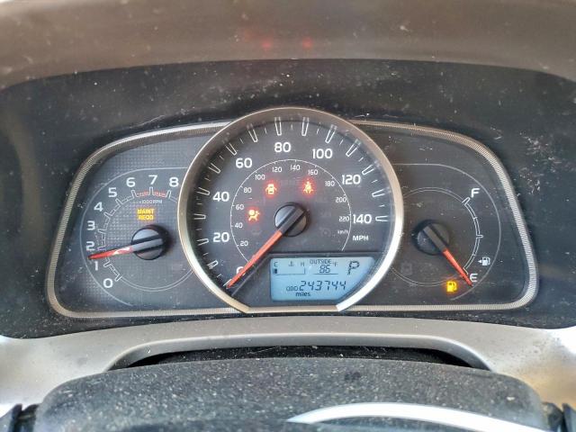 Toyota RAV4 Le Image 8