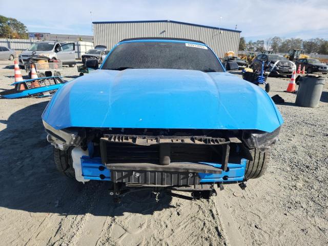 Ford Mustang Image 3