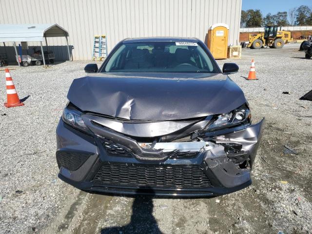 Toyota Camry Se Night Shade Image 4