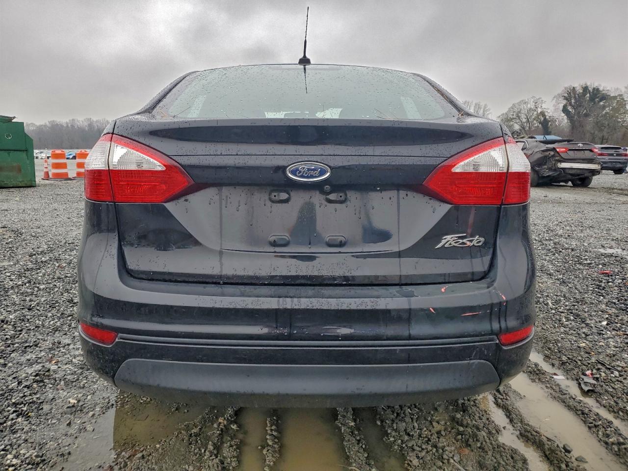 Ford Fiesta S Image 3