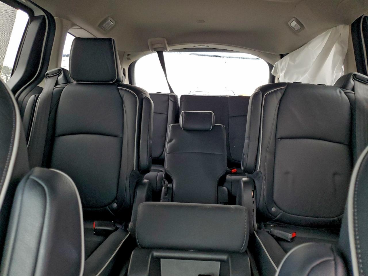 Honda Odyssey Touring Image 13