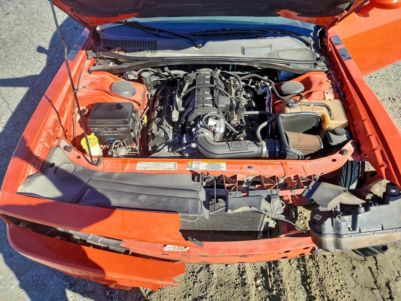 Dodge Challenger R/t Image 12