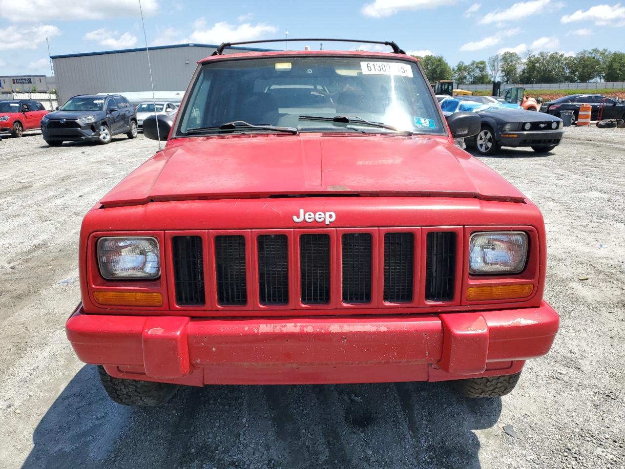 Jeep Grand Cherokee Sport Image 6