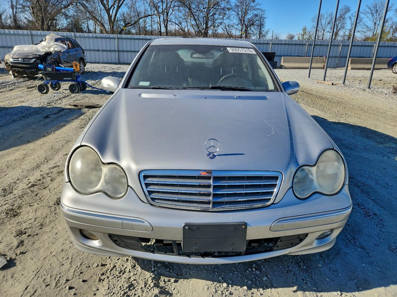 Mercedes-Benz C-Class 320 Image 7