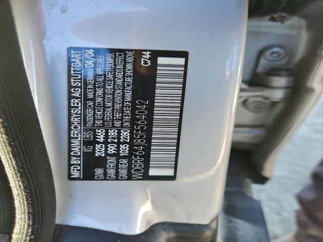 Mercedes-Benz C-Class 320 Image 12