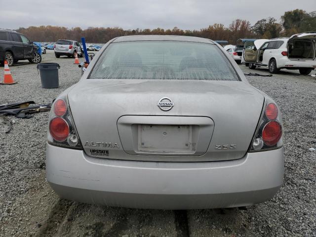 Nissan Altima S Image 7