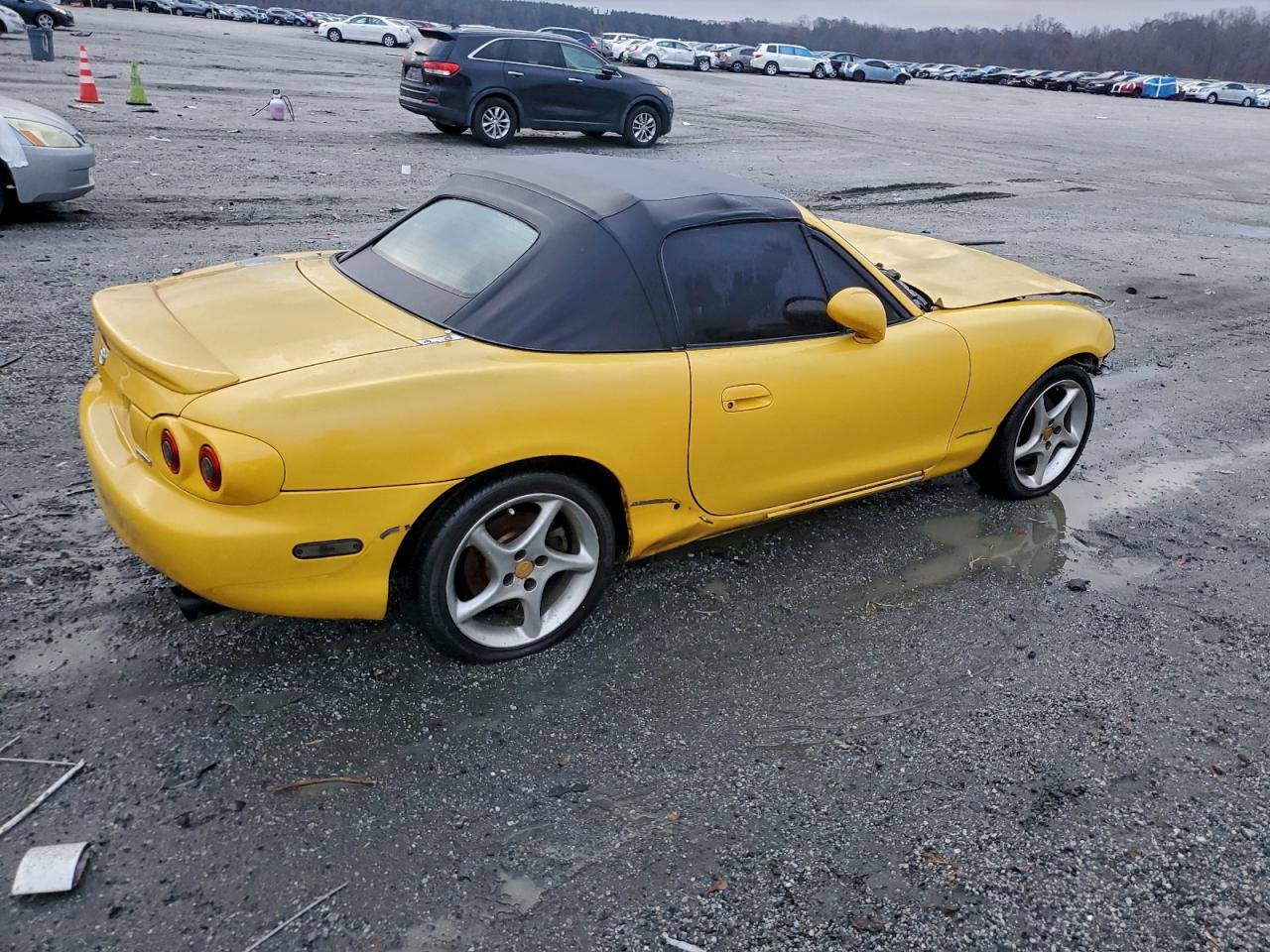 Mazda Mx5 Base Image 2