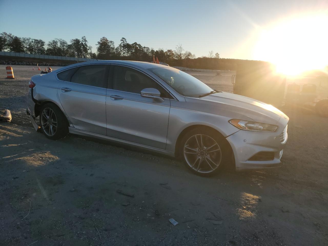 Ford Fusion Titanium Image 6