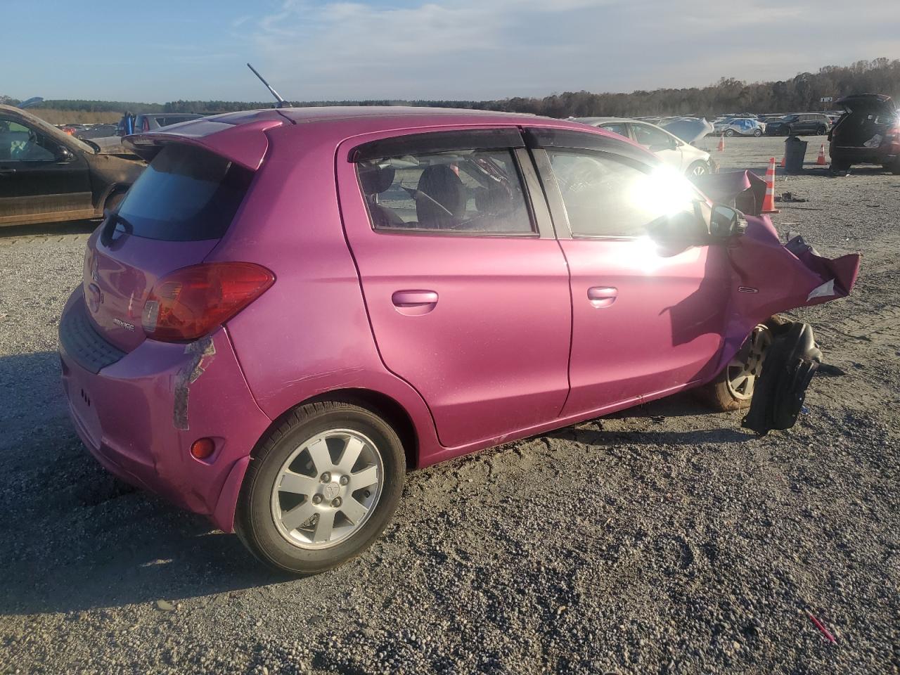 Mitsubishi Mirage Es Image 4