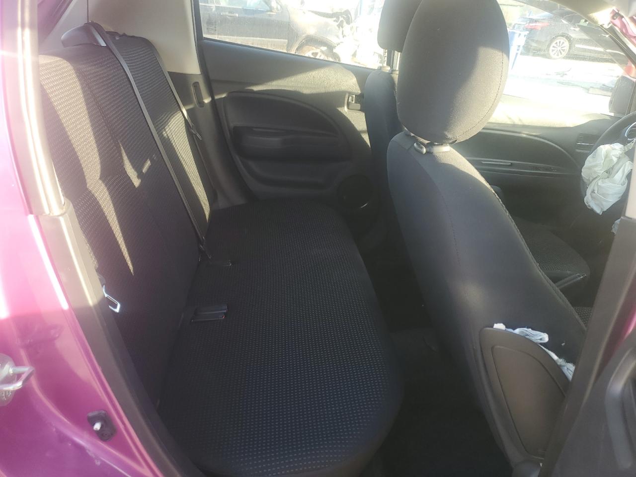 Mitsubishi Mirage Es Image 10