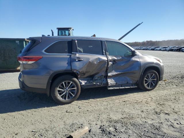 Toyota Highlander Se Image 8