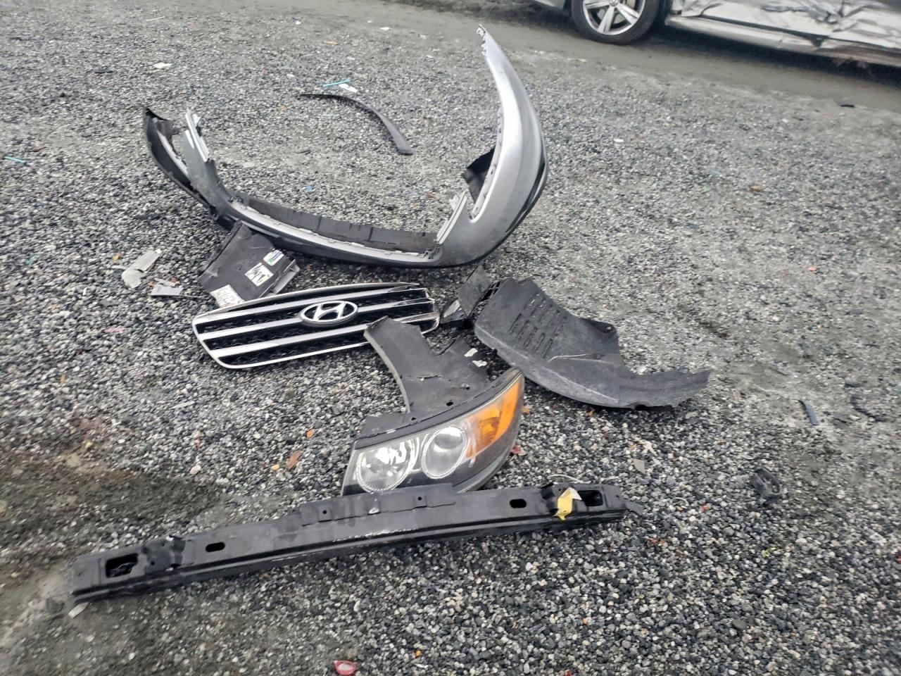 Hyundai SANTA FE Gls Image 10