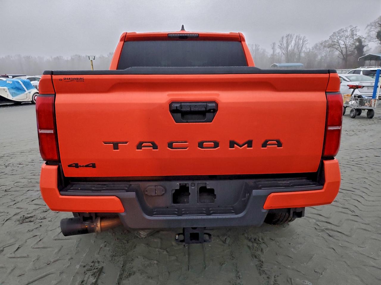 Toyota Tacoma Double Cab Image 6