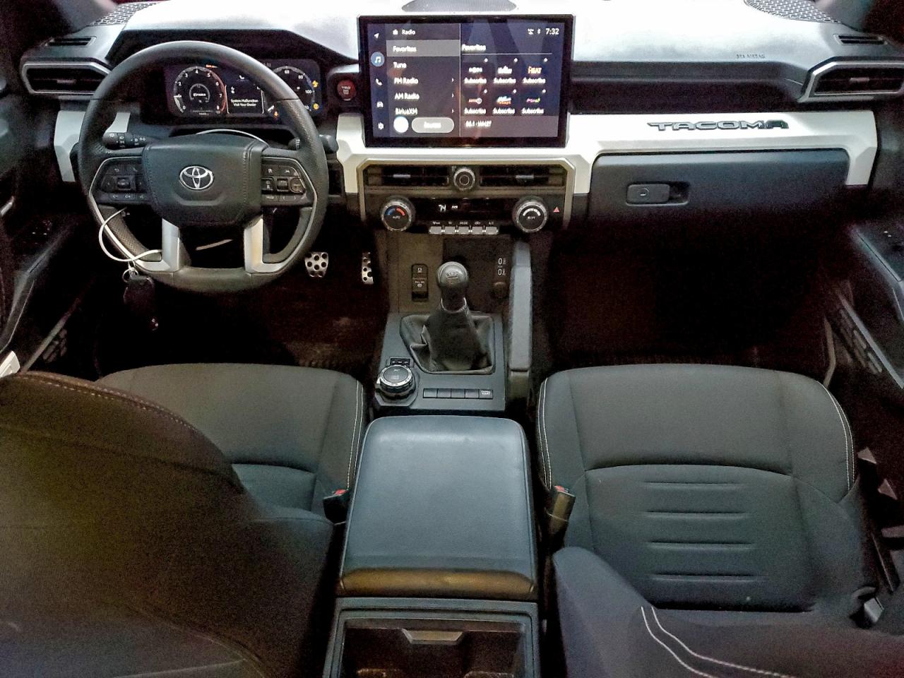 Toyota Tacoma Double Cab Image 7