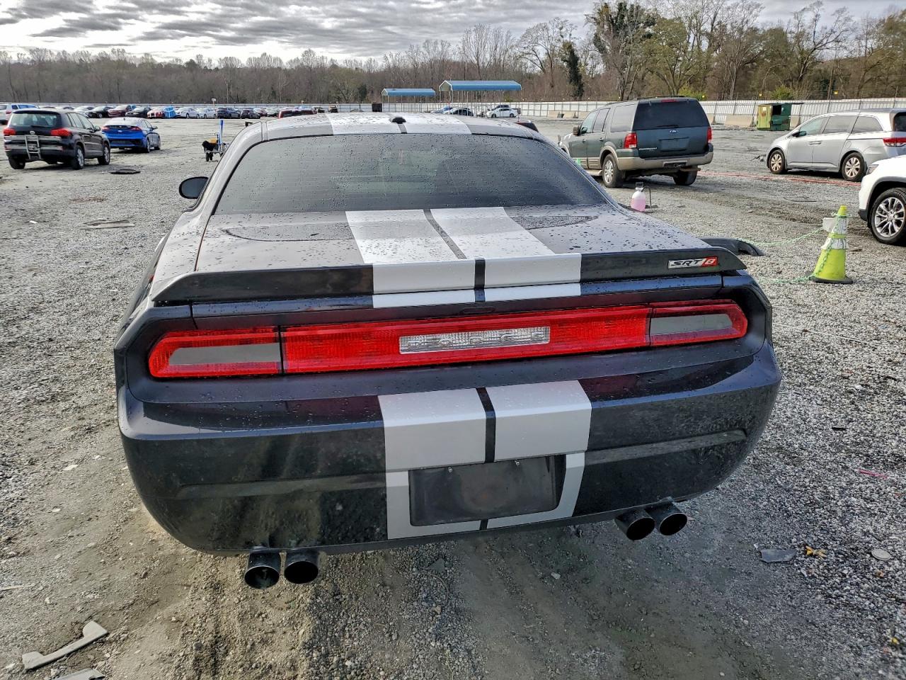 Dodge Challenger Srt-8 Image 2