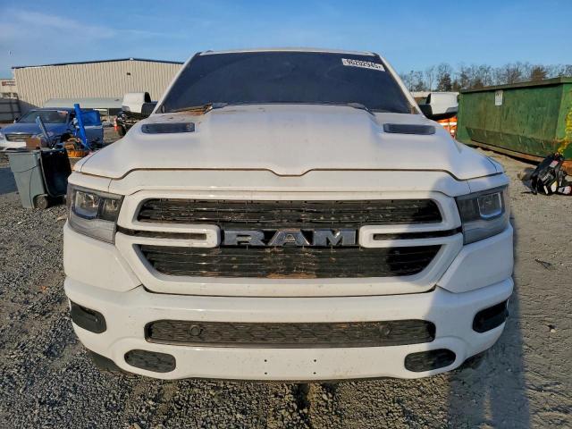 Ram 1500 Laramie Image 7