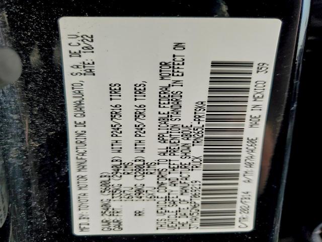 Toyota Tacoma Double Cab Image 13