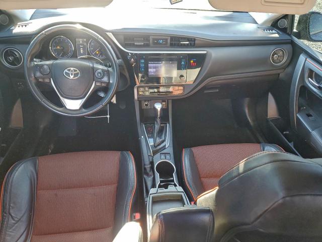 Toyota Corolla L Image 10