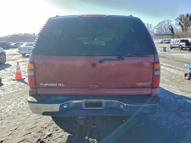 GMC Yukon K1500 Image 9