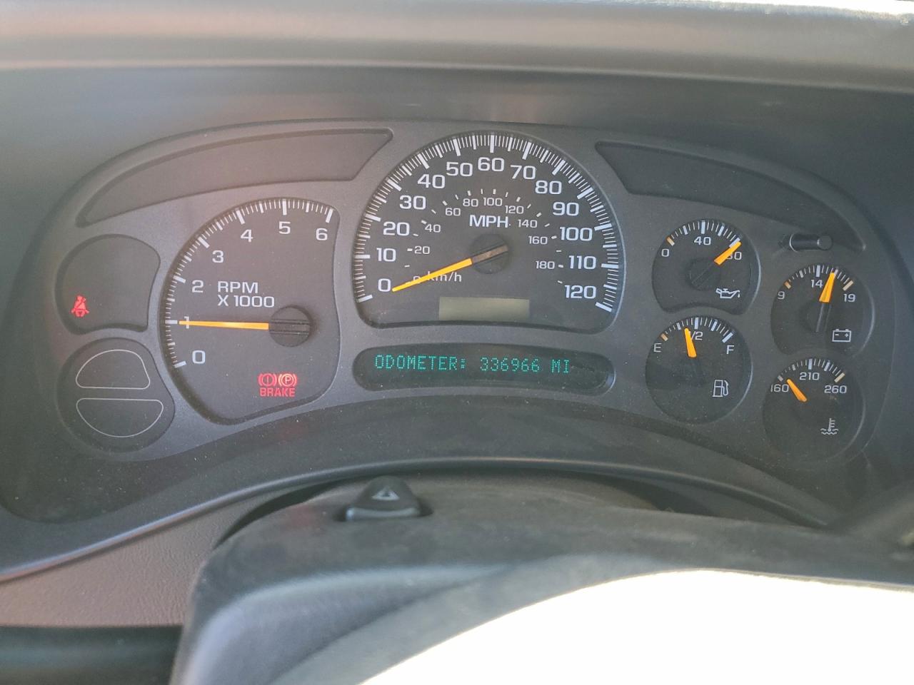 GMC Yukon K1500 Image 7