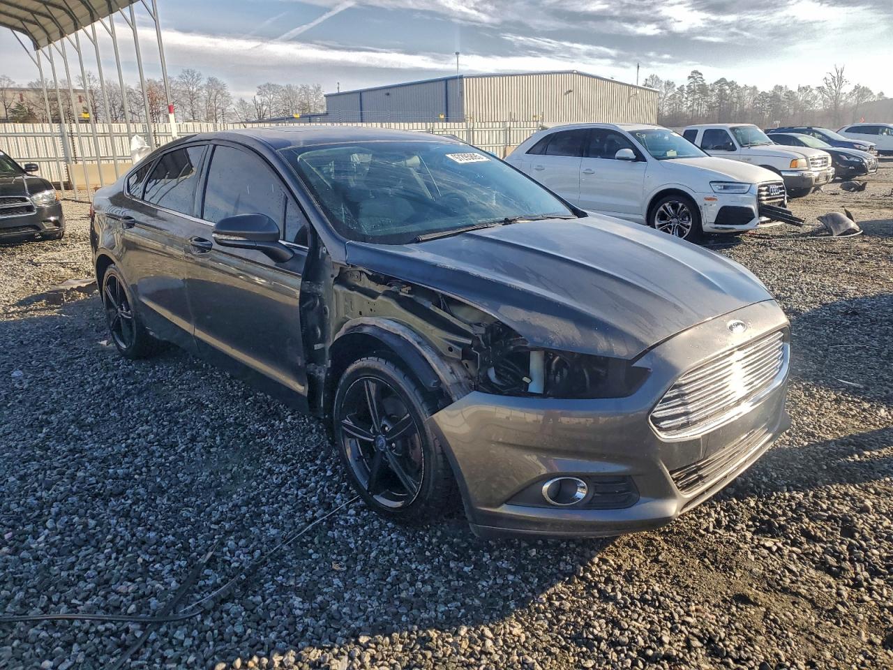 Ford Fusion Se Image 4