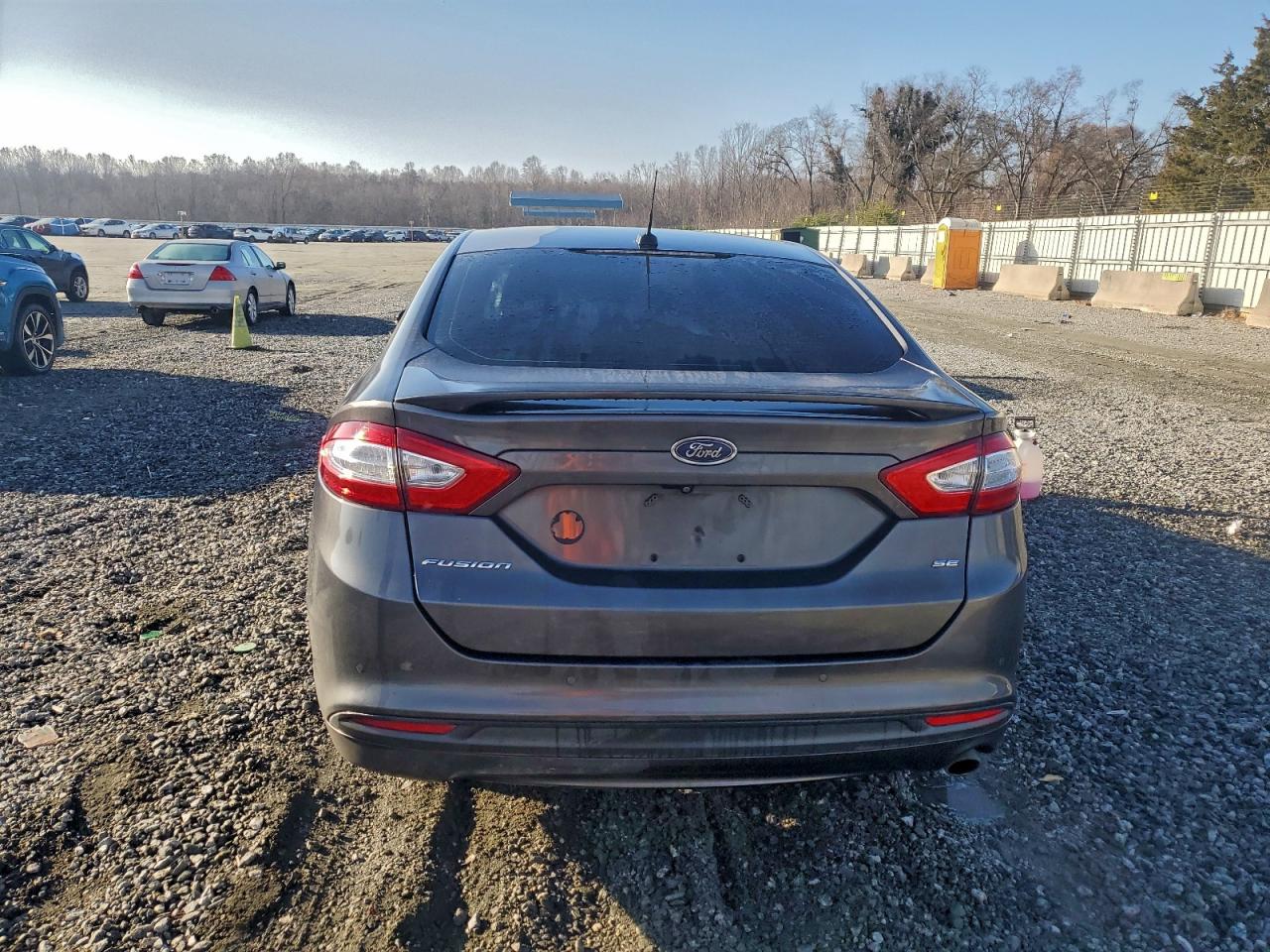 Ford Fusion Se Image 12