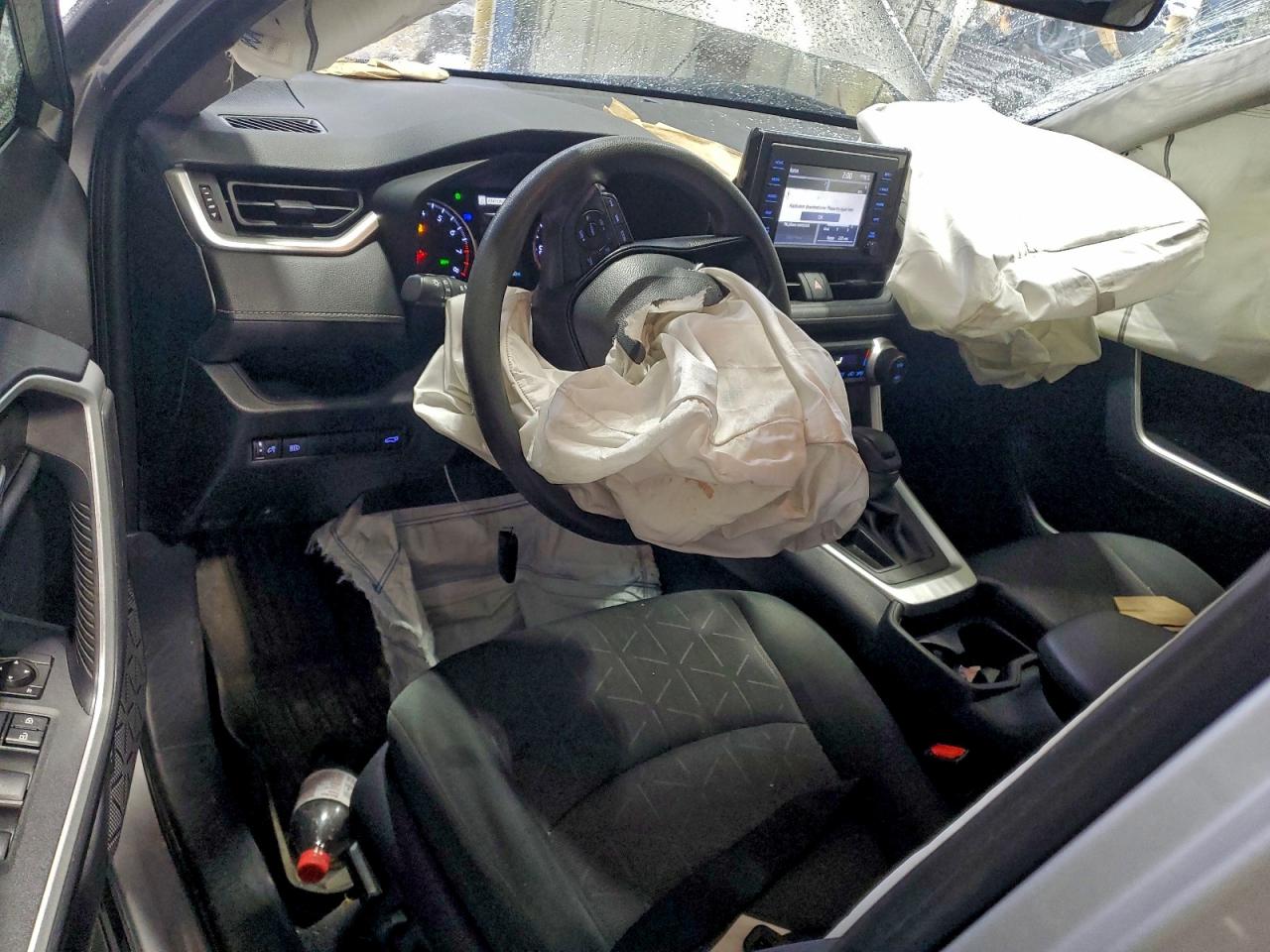 Toyota RAV4 Xle Image 8