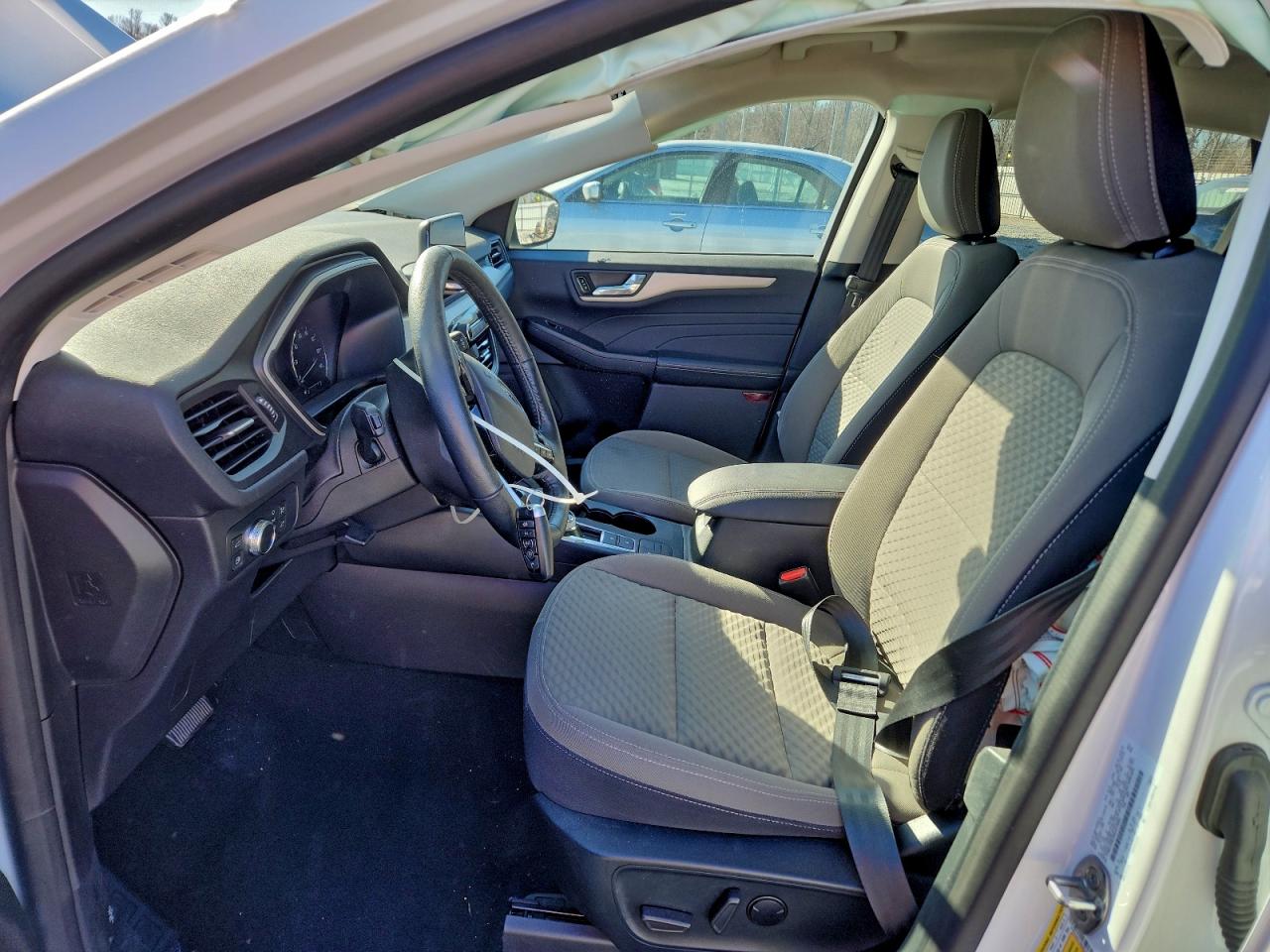 Ford Escape Se Image 4