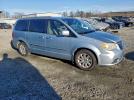 Chrysler Minivan Touring Image 8