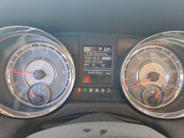 Chrysler Minivan Touring Image 12