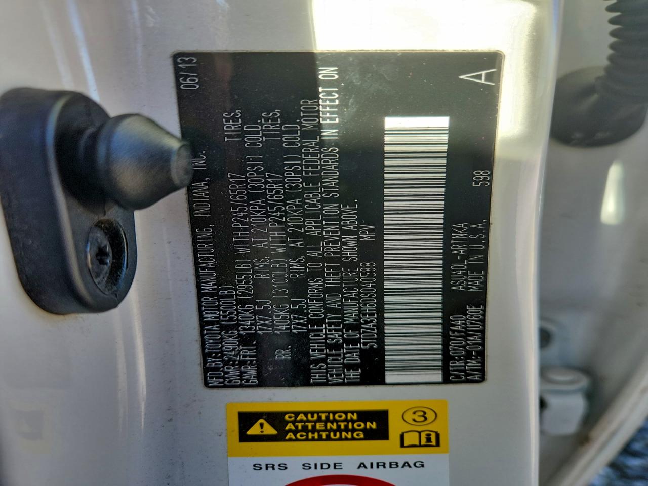 Toyota Highlander Base Image 10