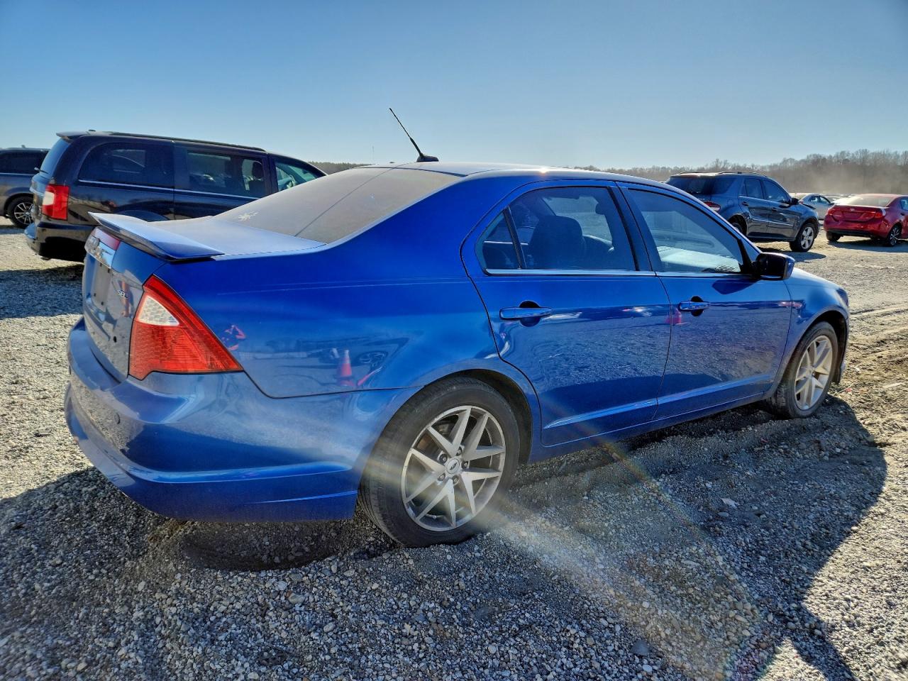 Ford Fusion Sel Image 8