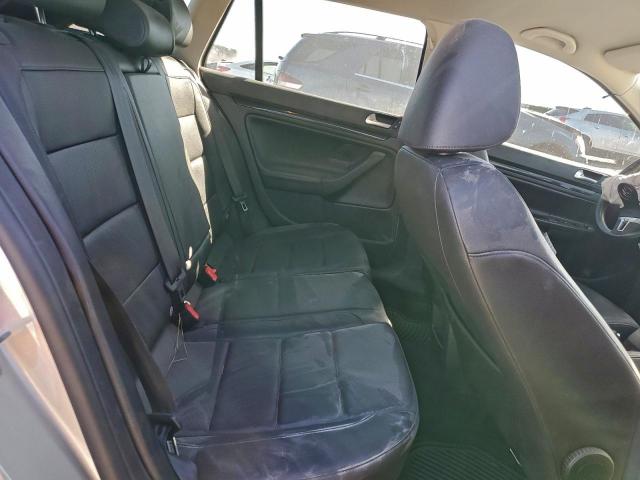 Volkswagen Jetta S Image 4