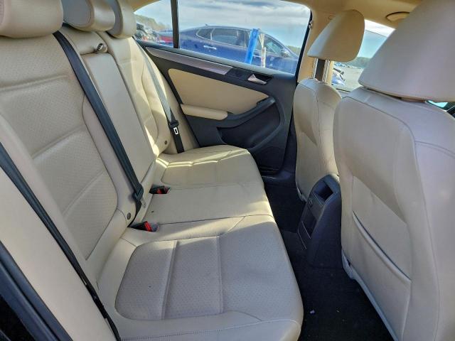 Volkswagen Jetta Se Image 10