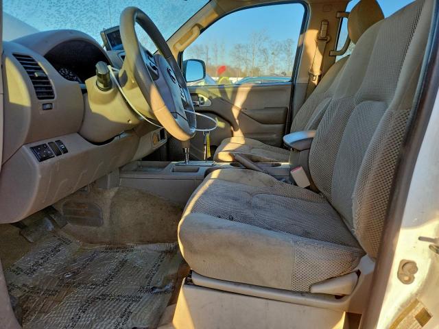 Nissan Frontier S Image 3