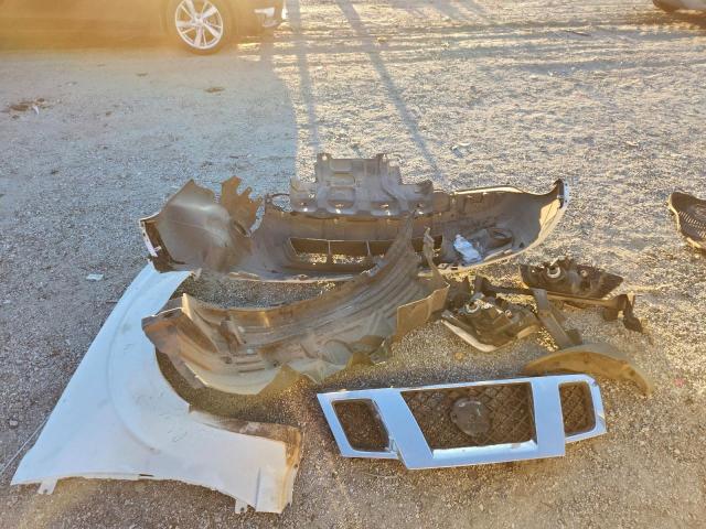 Nissan Frontier S Image 5