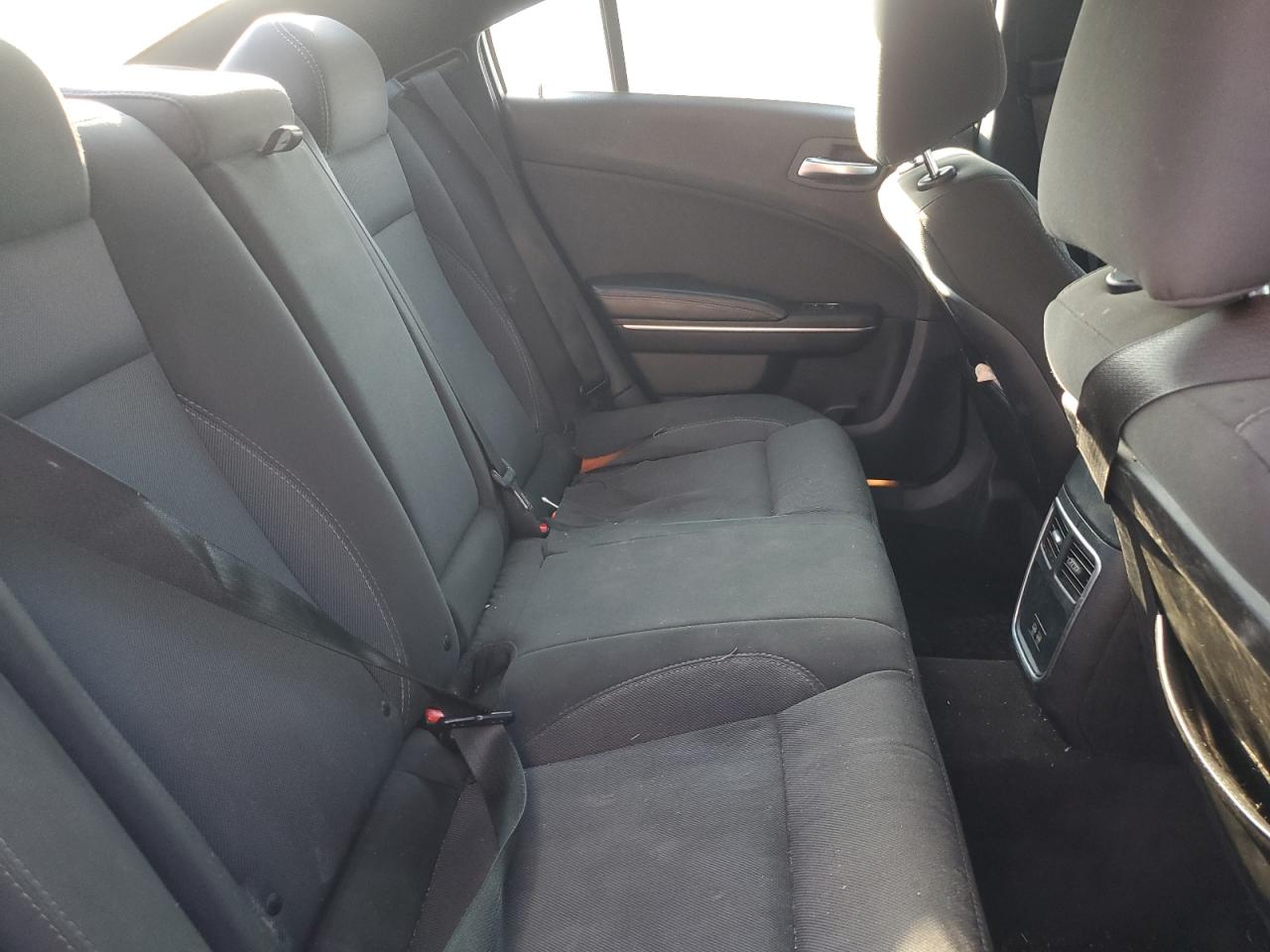 Dodge Charger Se Image 7