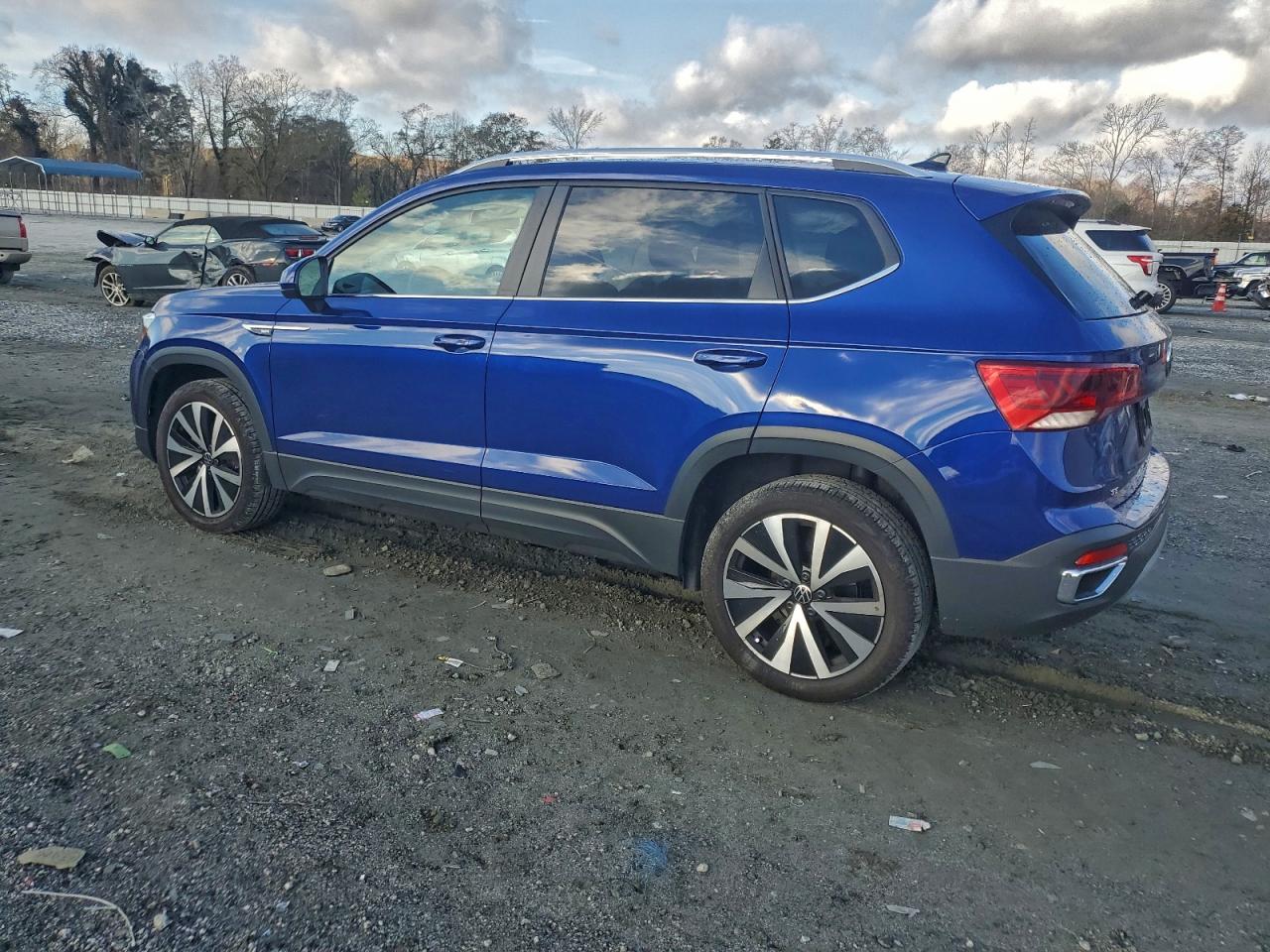 Volkswagen Taos Se Image 12