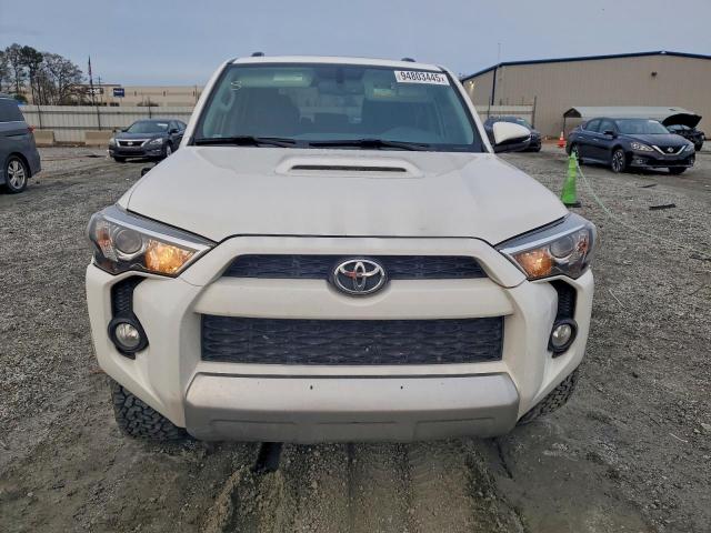Toyota 4Runner Sr5/sr5 Premium Image 5