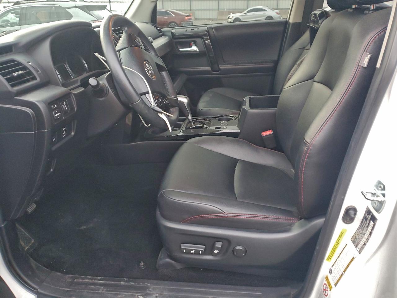 Toyota 4Runner Sr5/sr5 Premium Image 6