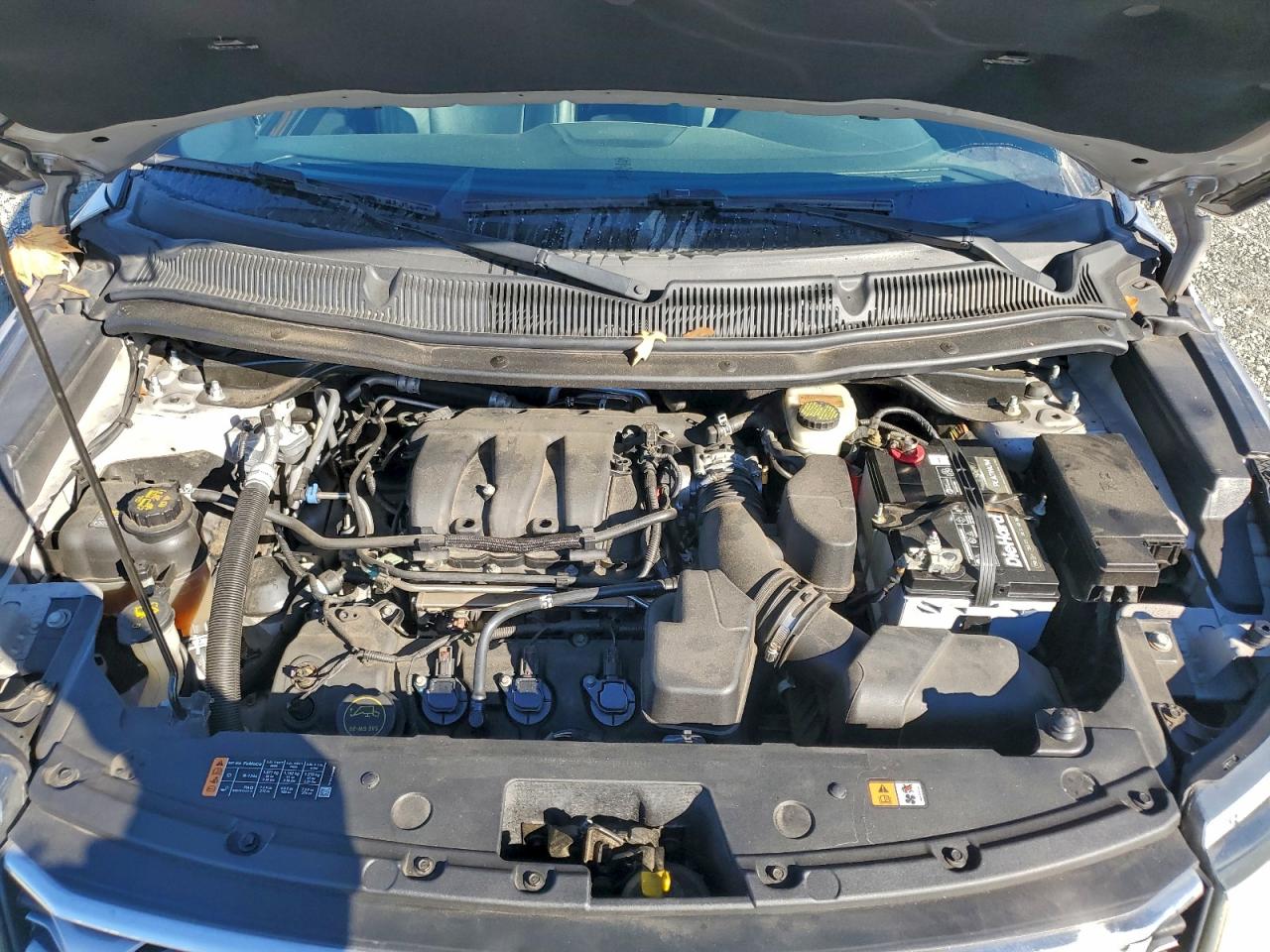 Ford Explorer Limited Image 9