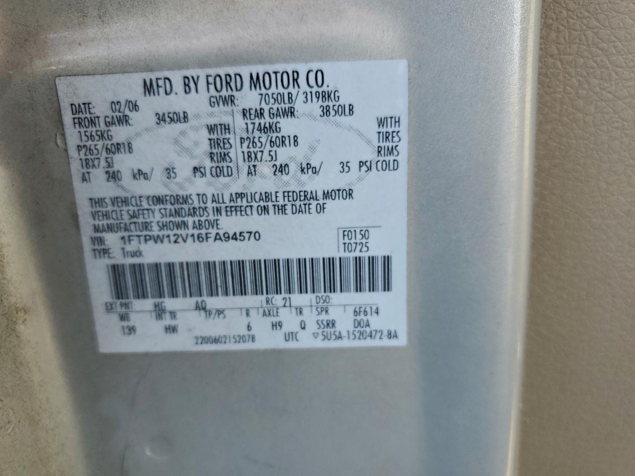 Ford F-150 Supercrew Image 11