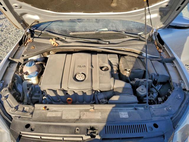 Volkswagen Passat Se Image 9