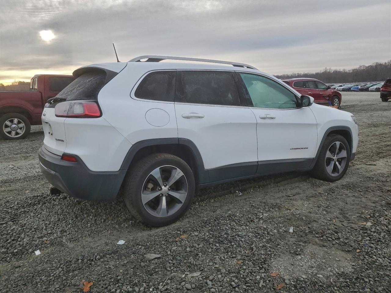 Jeep Grand Cherokee Limited Image 13