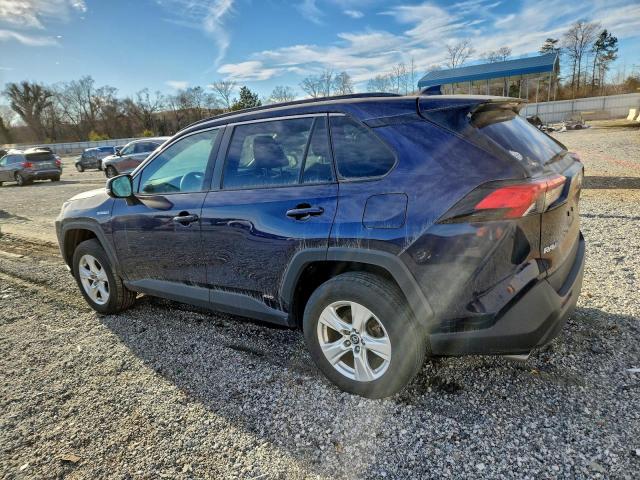 Toyota RAV4 Xle Image 3