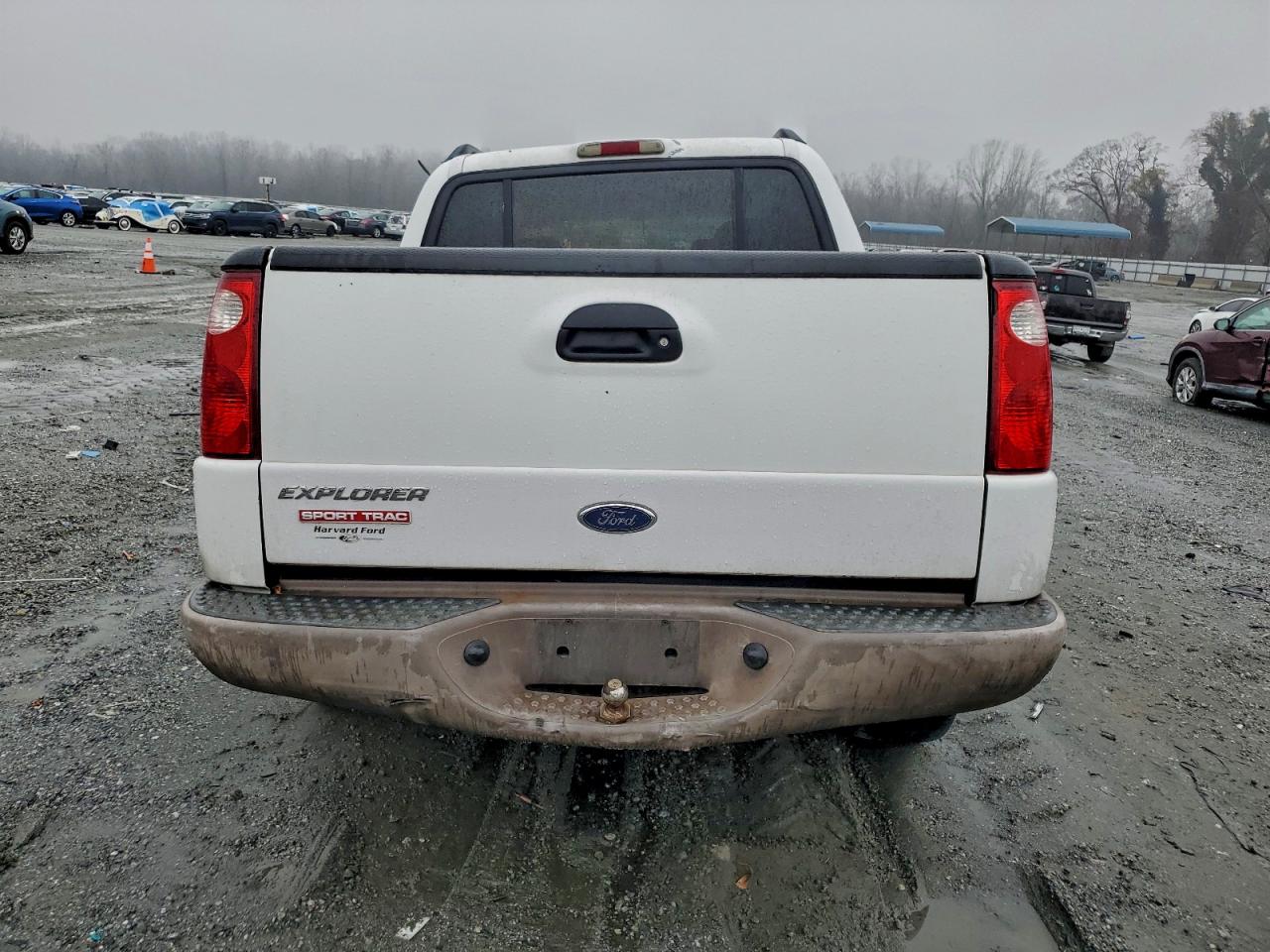 Ford Explorer Image 10