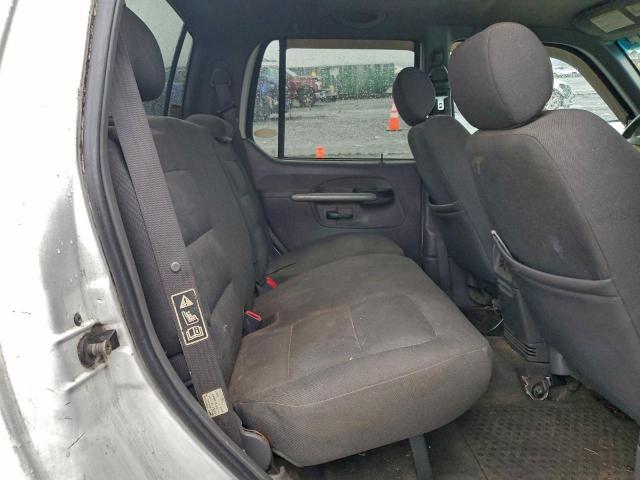 Ford Explorer Image 7