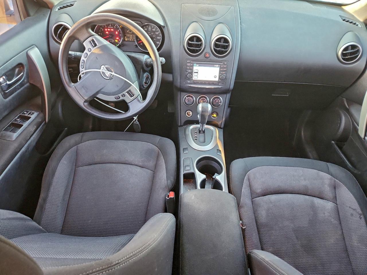 Nissan Rogue S Image 11