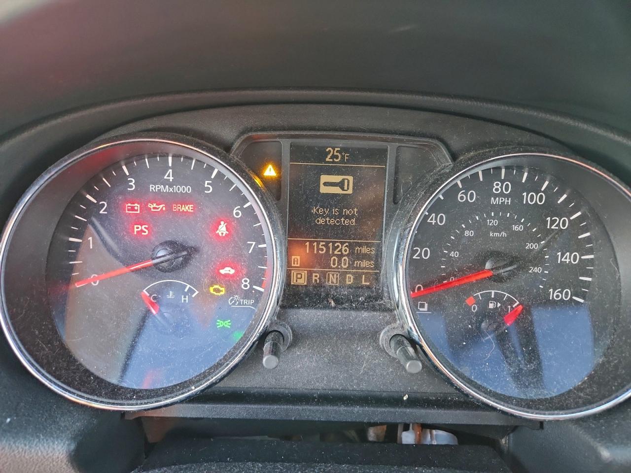 Nissan Rogue S Image 2